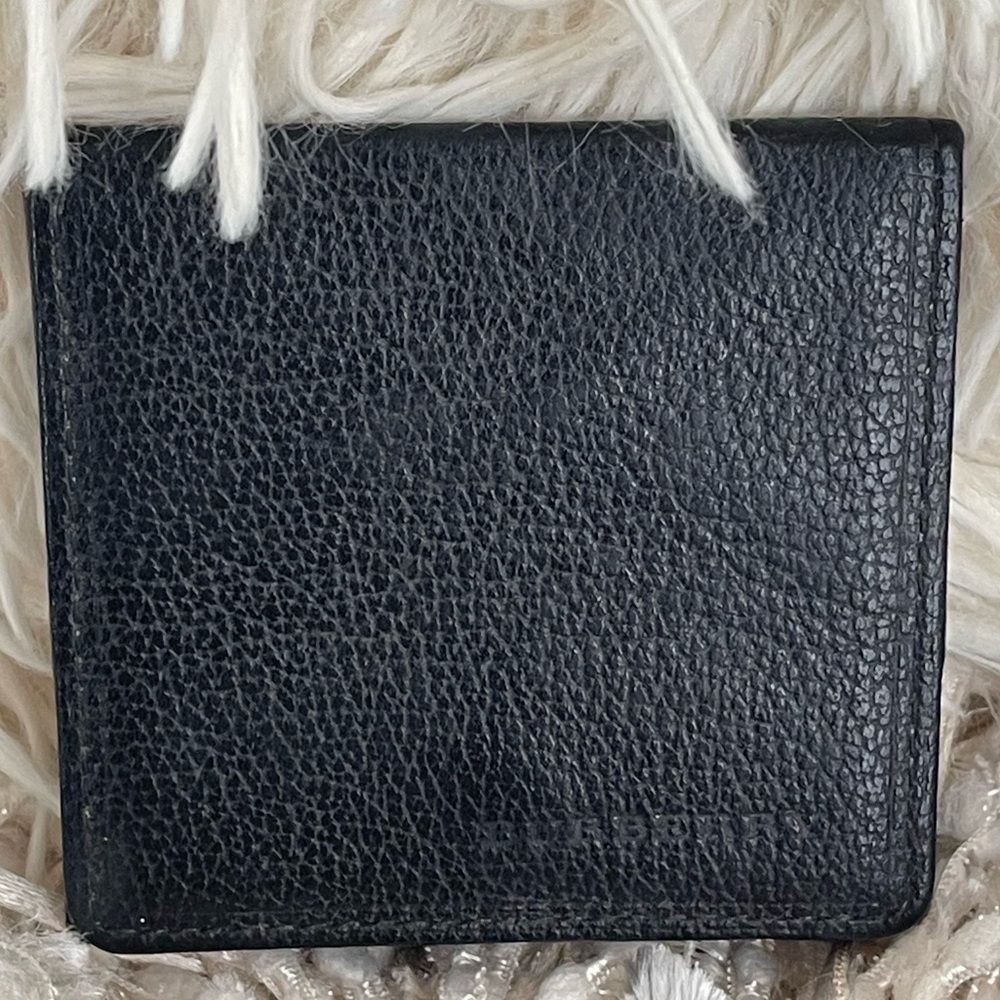BURBERRY Snap-Closure Coin Pouch in Black Pebbled Leather W/Nova Check Interior